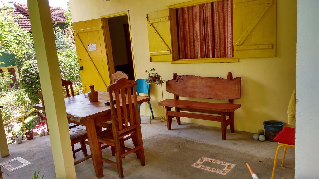 Rosa Amarela Sao Pedro da Serra (Rio de Janeiro) Exterior foto
