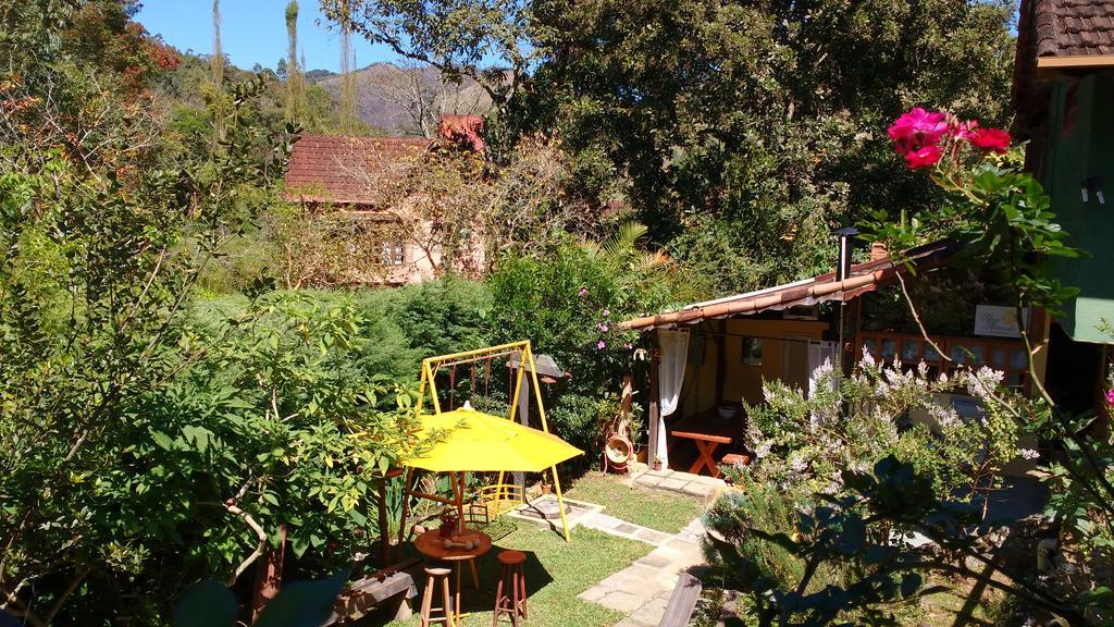 Rosa Amarela Sao Pedro da Serra (Rio de Janeiro) Exterior foto